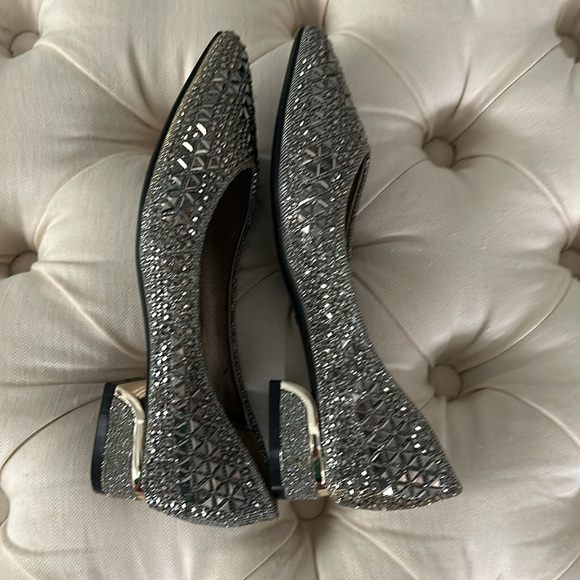 Shoes-never worn - Picture 2 of 3